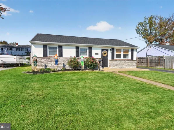 2219 Henlopen Ave, Wilmington, DE 19804
