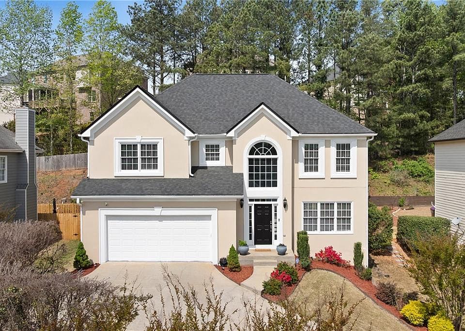 1st image of 760 Gates Ln