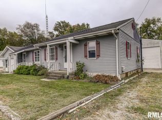 324 E Garrett St, Southern View, IL 62703