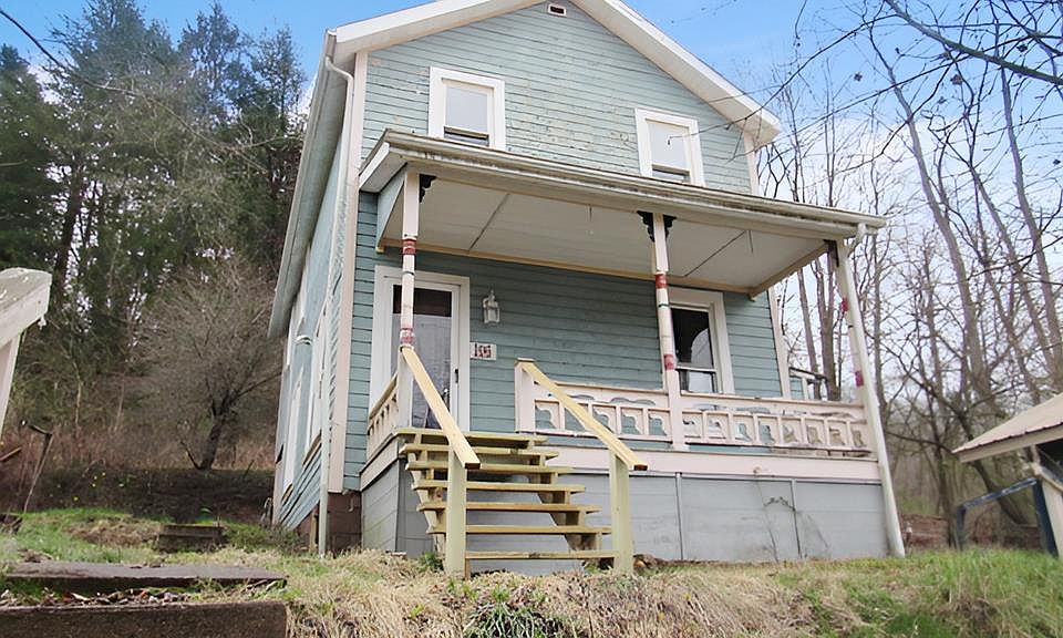 1st image of 106 Vine St