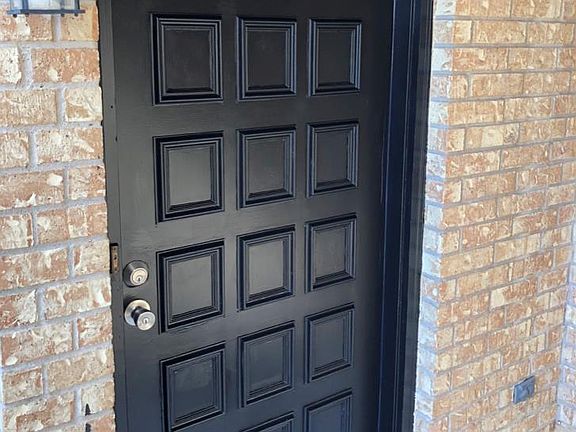 4th image of 904 N Lauderdale Ave