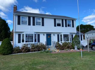 3 Crowley Dr, Old Saybrook, CT 06475