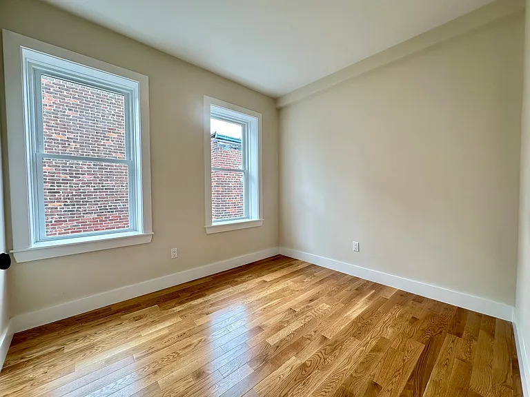 64 N Margin St #5 — Photo 22