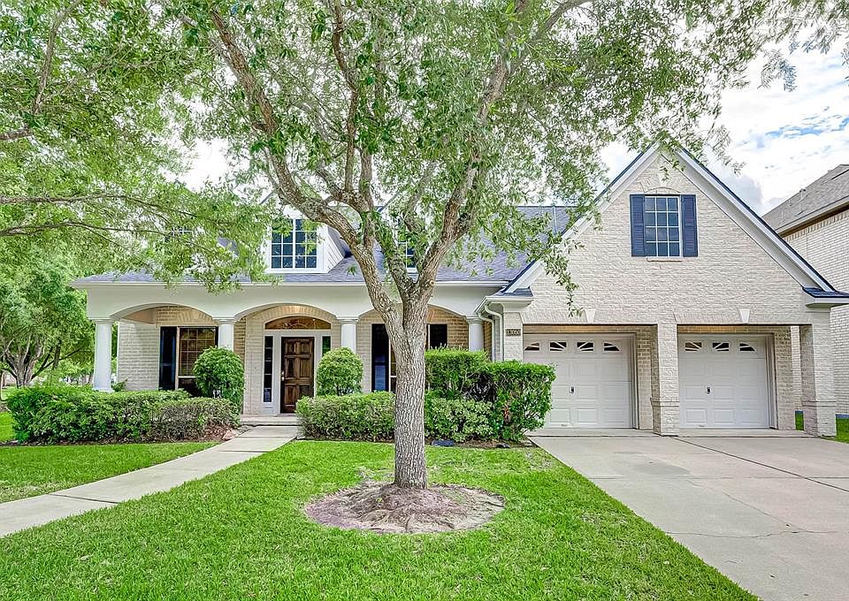 1st image of 13050 Forester Canyon Ln