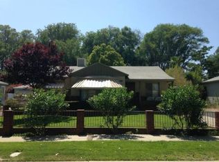 6711 Rubio Ave, Van Nuys, CA 91406