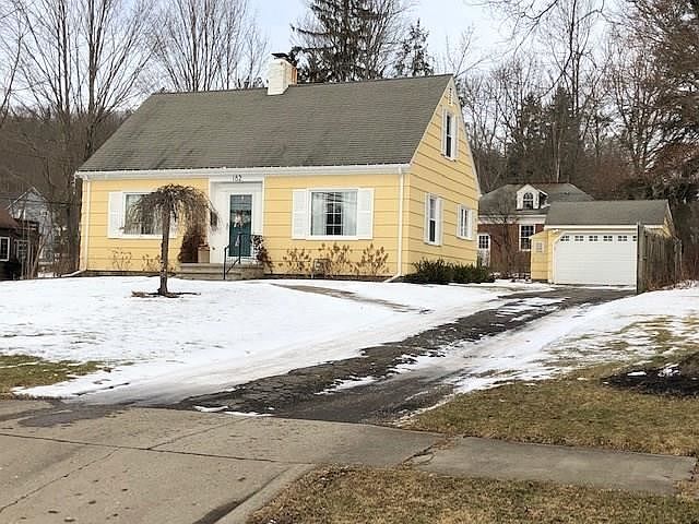 1st image of 182 Scott Ave