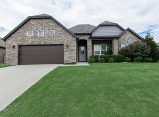 602 Bellmara Cir, Cir, AR 72718