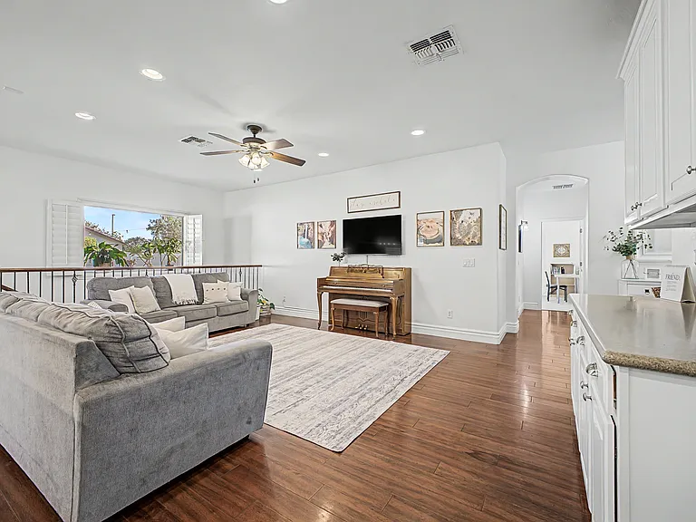 4203 E Los Altos Rd — Photo 9