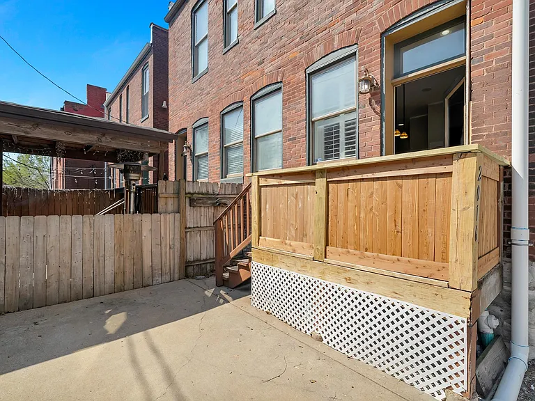 2016 Menard St — Photo 22