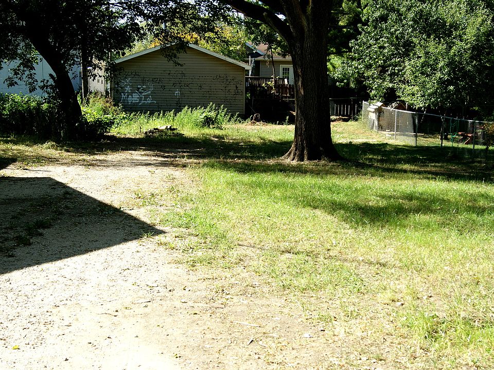 2nd image of 115 Jessie St