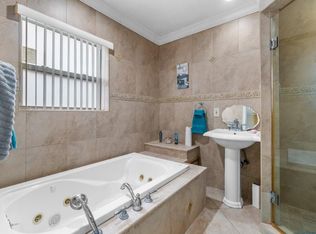 2841 Hypoluxo Rd, Lake Worth, FL 33462