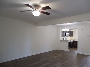 1037 Fords Pointe Cir, Savannah, GA 31419