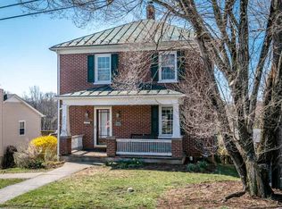 714 Parkview Ave, Staunton, VA 24401