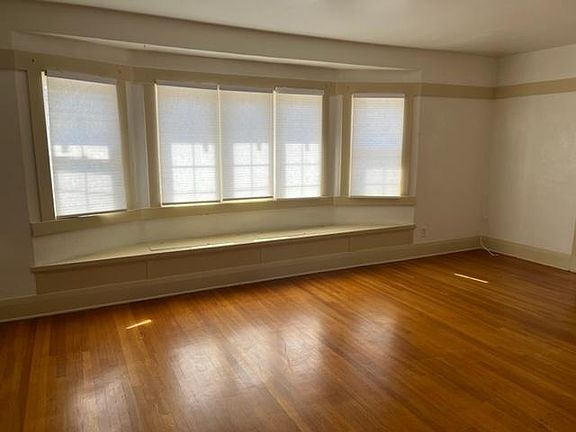 5th image of 412A S Broadway
