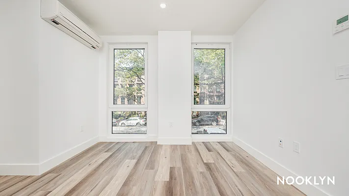Rented by Nooklyn NYC LLC | media 27