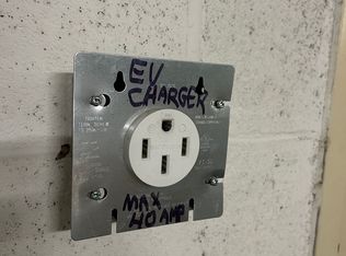 11 Everson Dr #505, Toronto, ON M2N 7B9