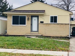 23061 Almond Ave, Eastpointe, MI