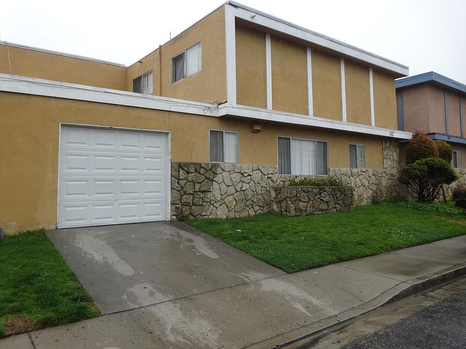 1st image of 332 S Steckel Dr Unit D