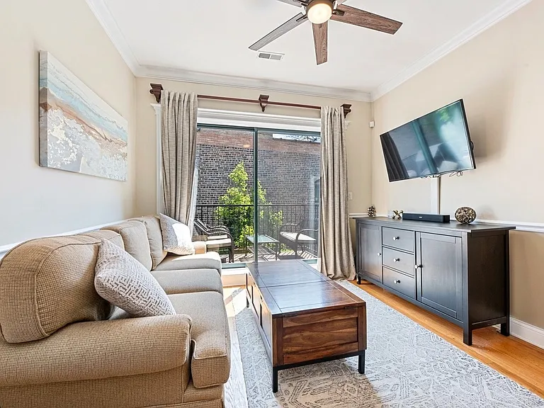 625.5 W Arlington Pl #3N — Photo 3