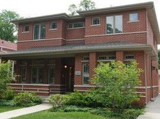 1023 Granville Ave, Park Ridge, IL 60068