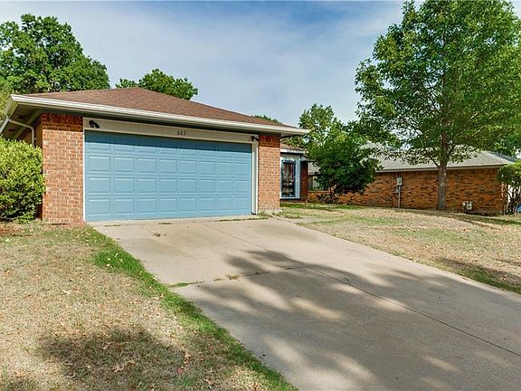 2nd image of 603 Ascot Dr