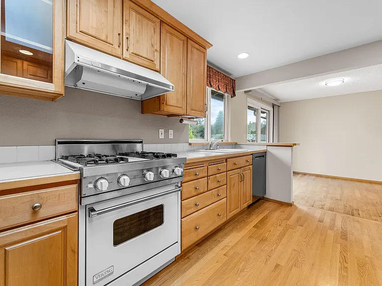 1502 Adams St — Photo 7