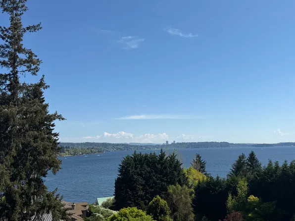 8327 NE Juanita Dr, Kirkland, WA 98034