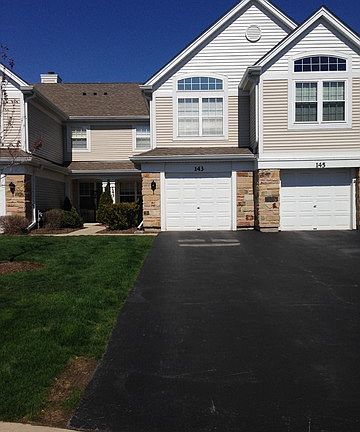 2nd image of 143 Fairfield Ln #143
