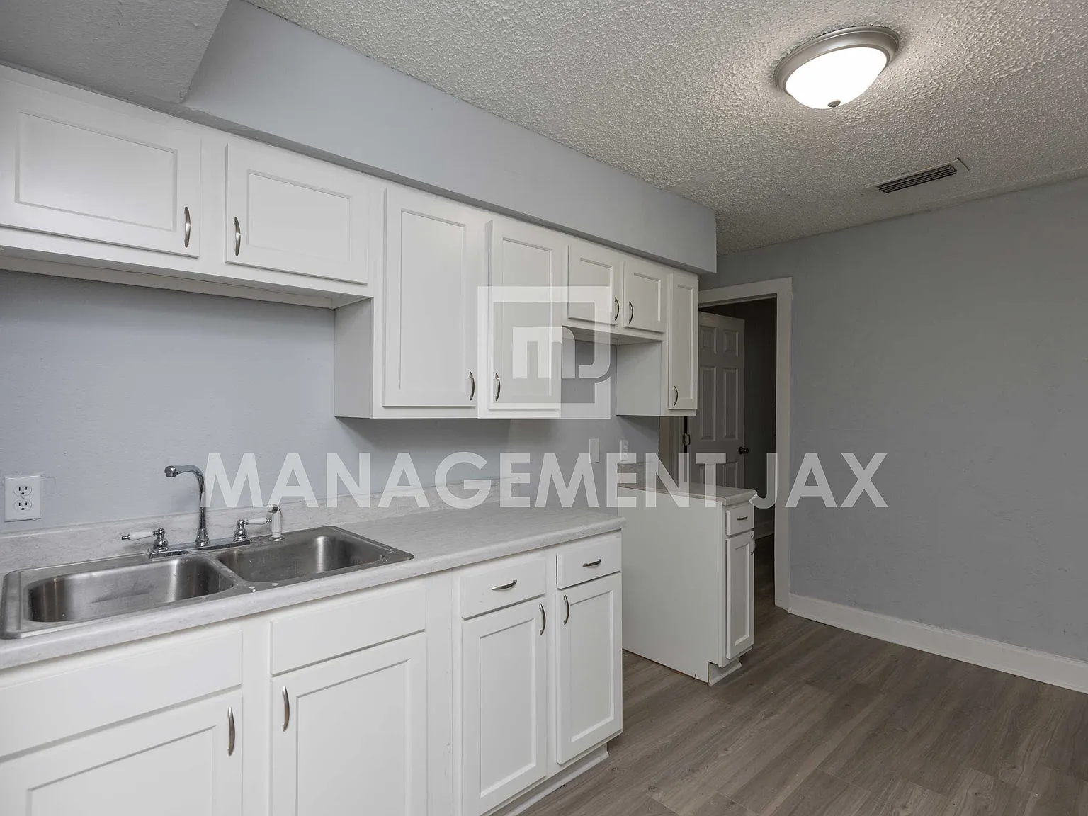 1560 West 17th Street (Candun LLC) - 1 — Photo 4