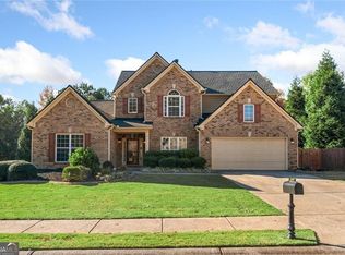 1107 Forest Creek Dr, Canton, GA