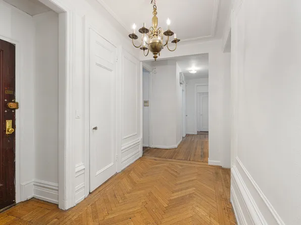 255 West 84th Street image 8 of 31