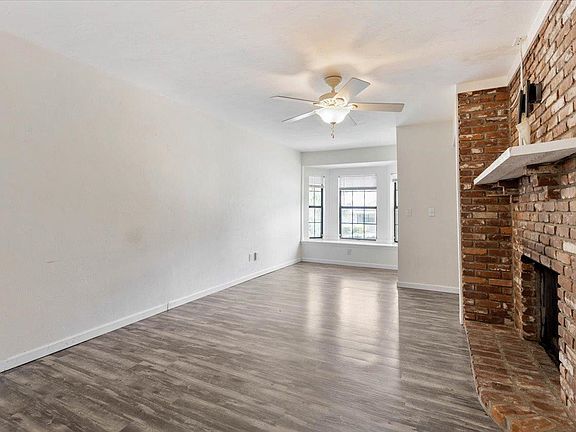 5th image of 3755 Donovan Dr #20