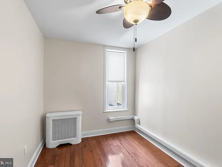 1725 S Iseminger St — Photo 21