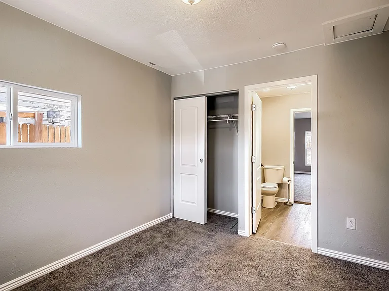3467 W Dakota Ave — Photo 11