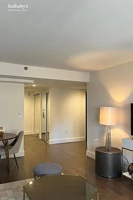 Rented by Sotheby's International Realty | media 25