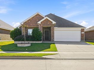 8948 Devonshire Dr, Fort Worth, TX 76131