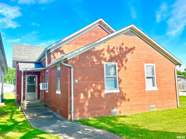 (undisclosed Address), Centralia, IL 62801