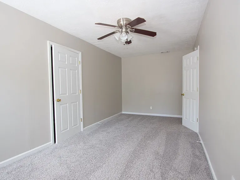 3292 Shady Valley Ct — Photo 25