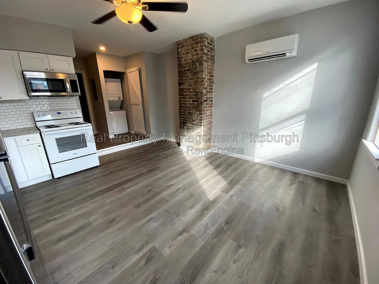 1 bed, 1.0 bath, $995 — Photo 3