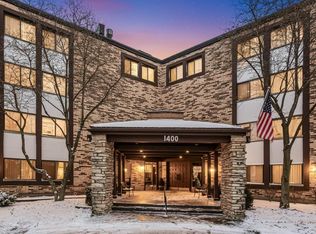 1400 N Yarmouth Pl APT 407, Mount Prospect, IL 60056