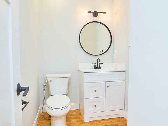 4th image of 15 Clark St #15