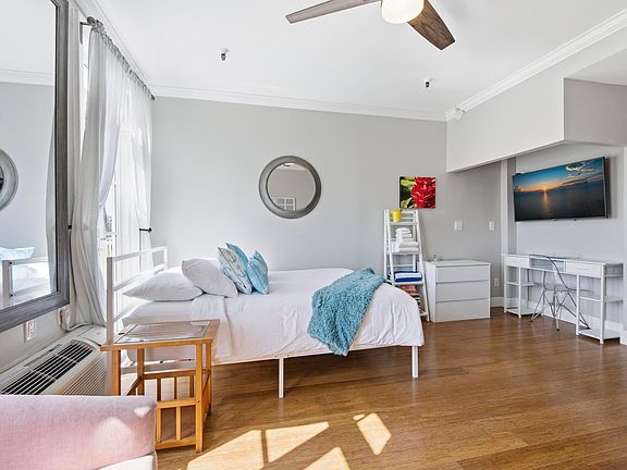 5th image of 235 Sunrise Avenue #3013