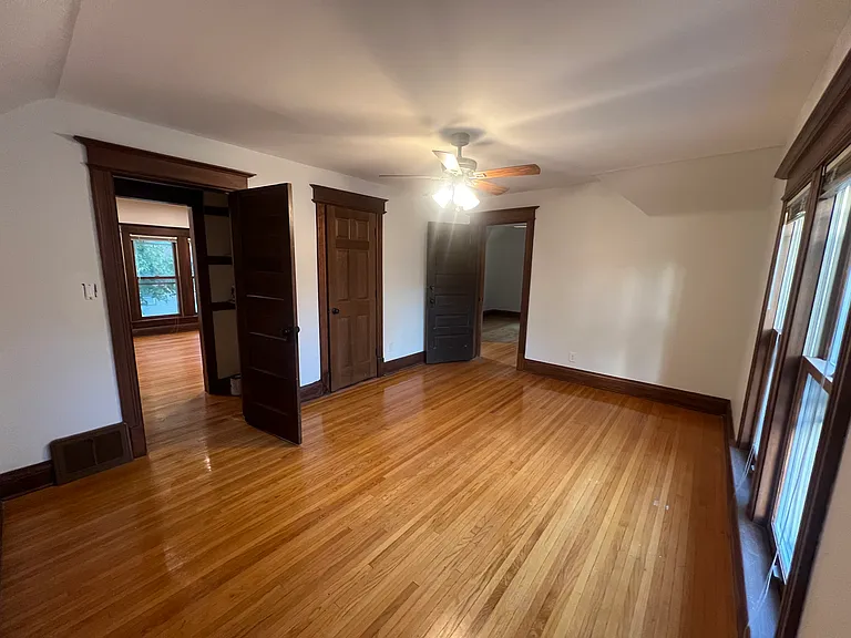 1001 S 2nd St #UPPR — Photo 6