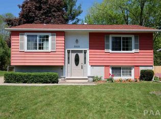 3909 W Brighton Ave, Peoria, IL 61615