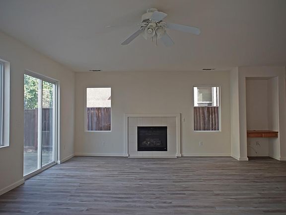 4th image of 3956 Tule St