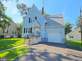 85 Locust Ave, Pennsville, NJ 08070