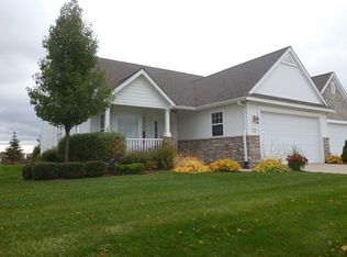 3255 Chamberlain Cir, Ann Arbor, MI 48103