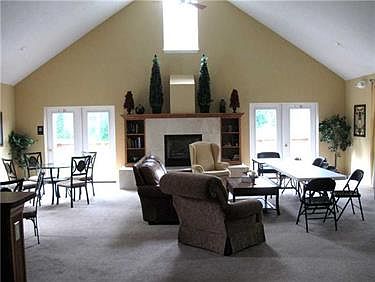 5th image of 114 Waterford Ct