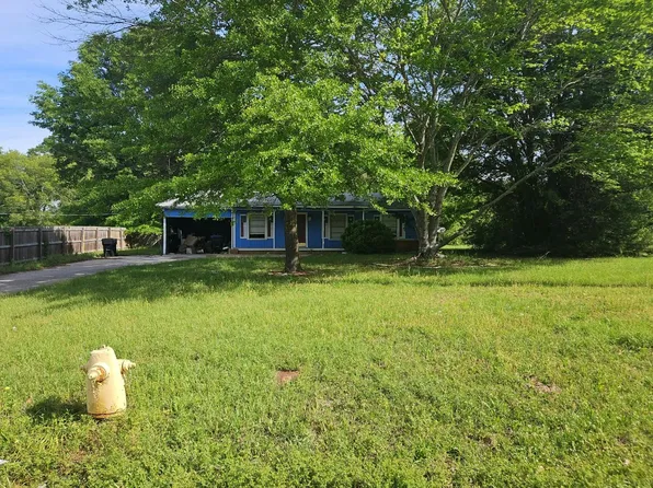 305 E Pliler Precise Rd, Longview, TX 75605