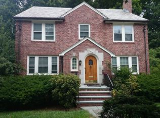 144 Longwood Ave, Brookline, MA 02446